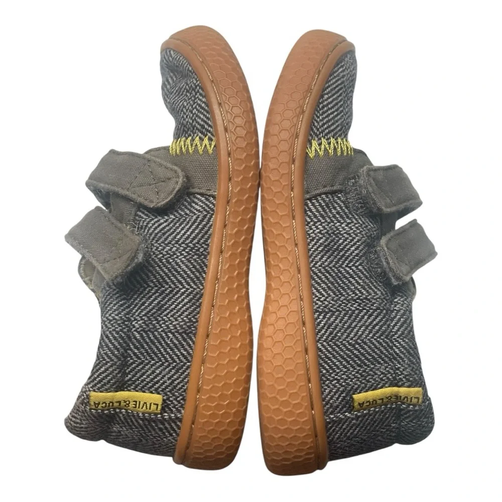 Livie & Luca Gray Herringbone Kids Sneakers with velcro straps Size: 7 - Picture 6 of 9